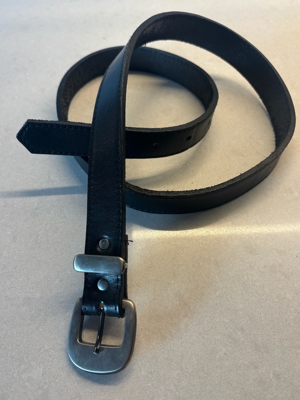 ♠️5/$25♠️Women's Classic Black Leather Belt with Chunky Silver Buckle